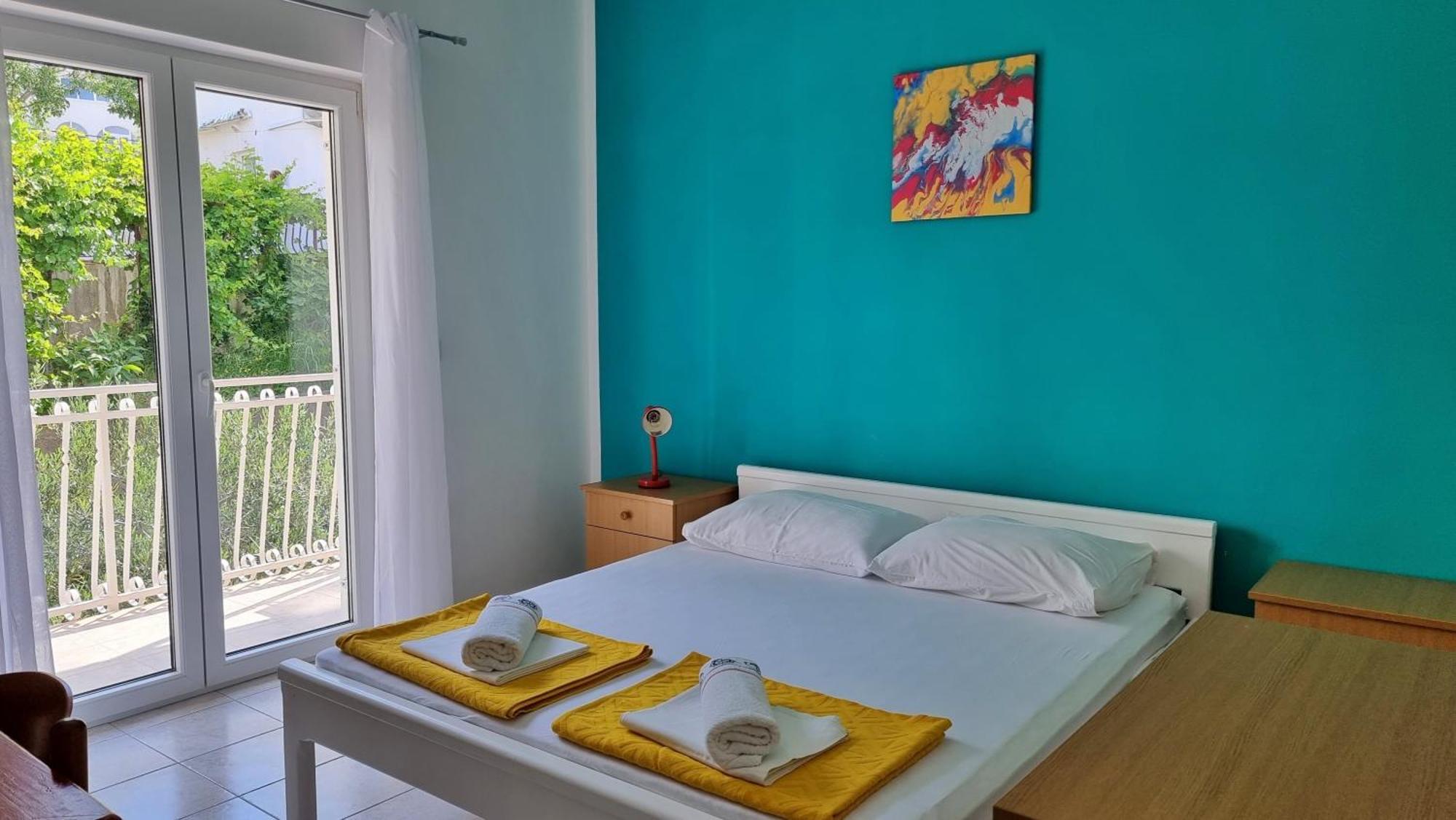 Apartments Mandalinic Omis Bagian luar foto